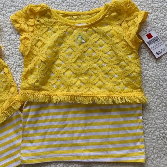 Girl top size 24M - Picture 2 of 3